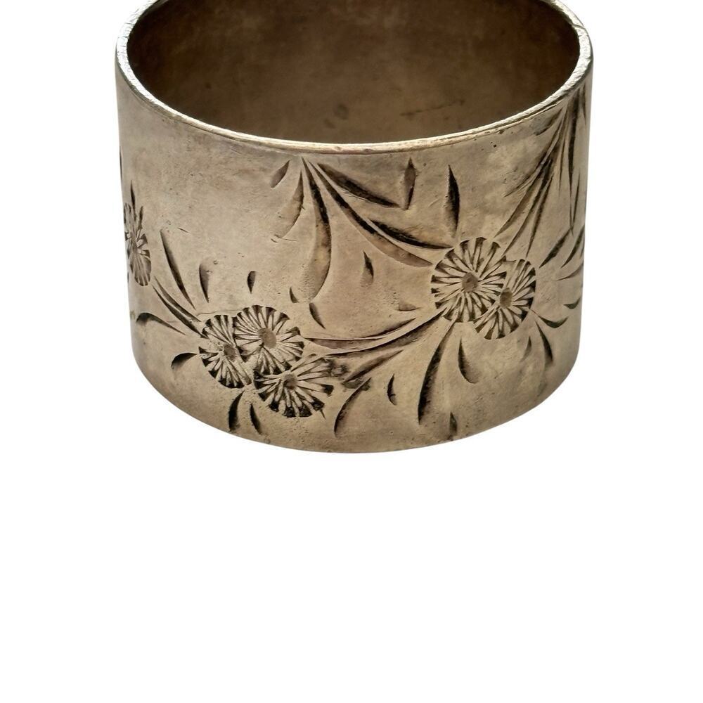 VICTORIAN ENGRAVED Coin/Sterling Silver Floral NAPKIN RING Unmarked 36 Grams